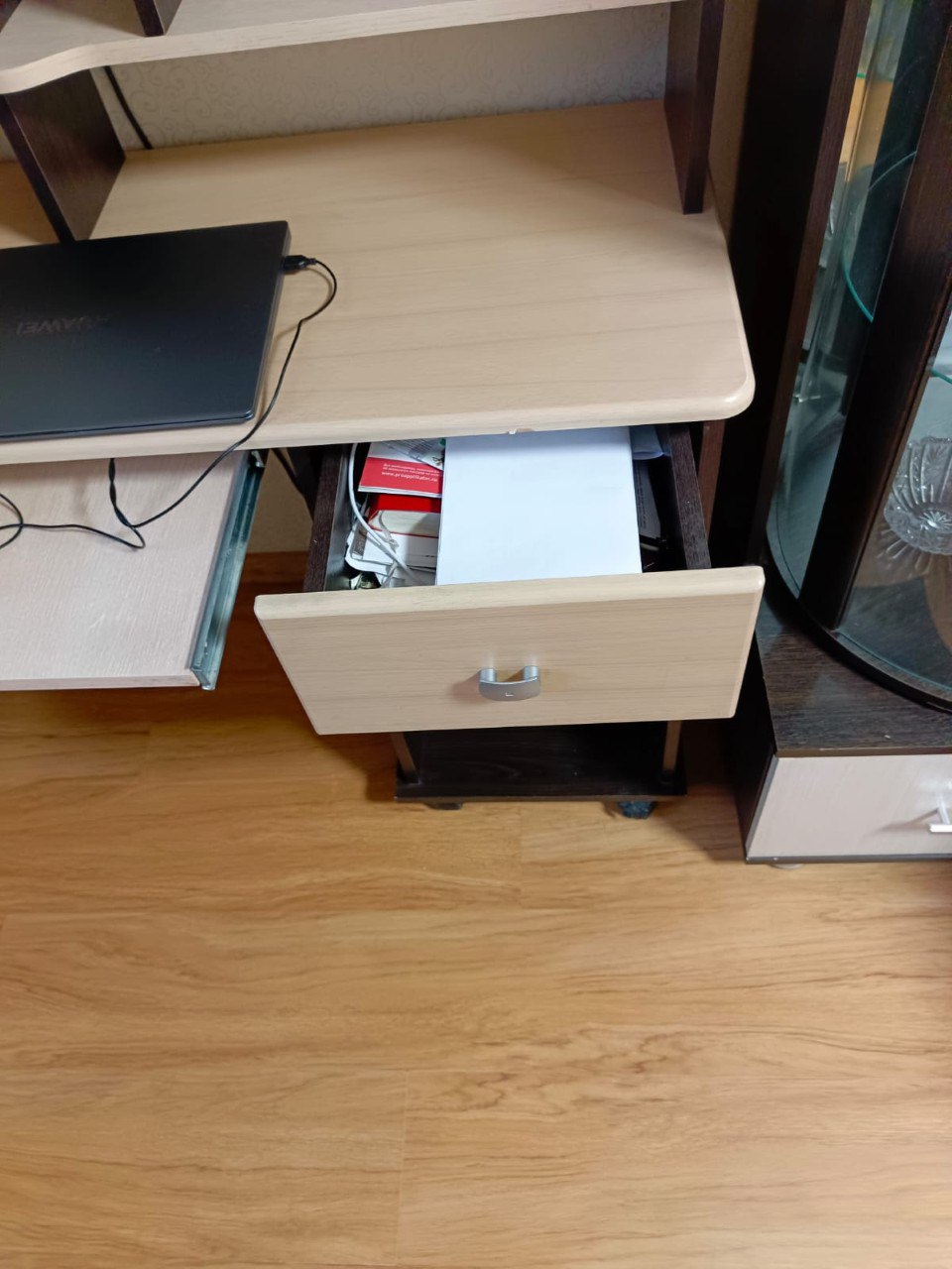 Продам компьютерный стол - Для дома и дачи в Томск