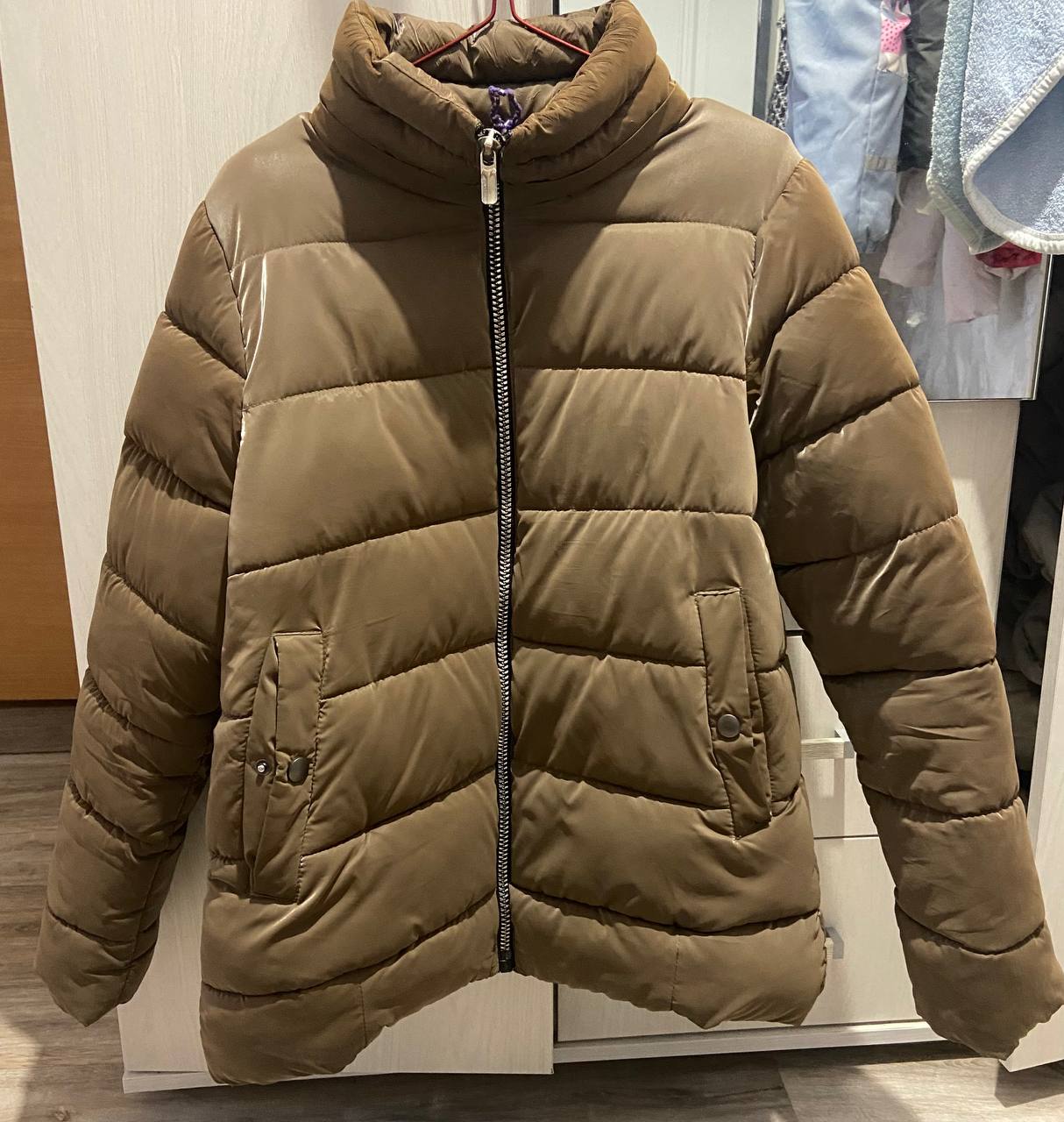 Продам зимнюю куртку - частное объявление в Омск