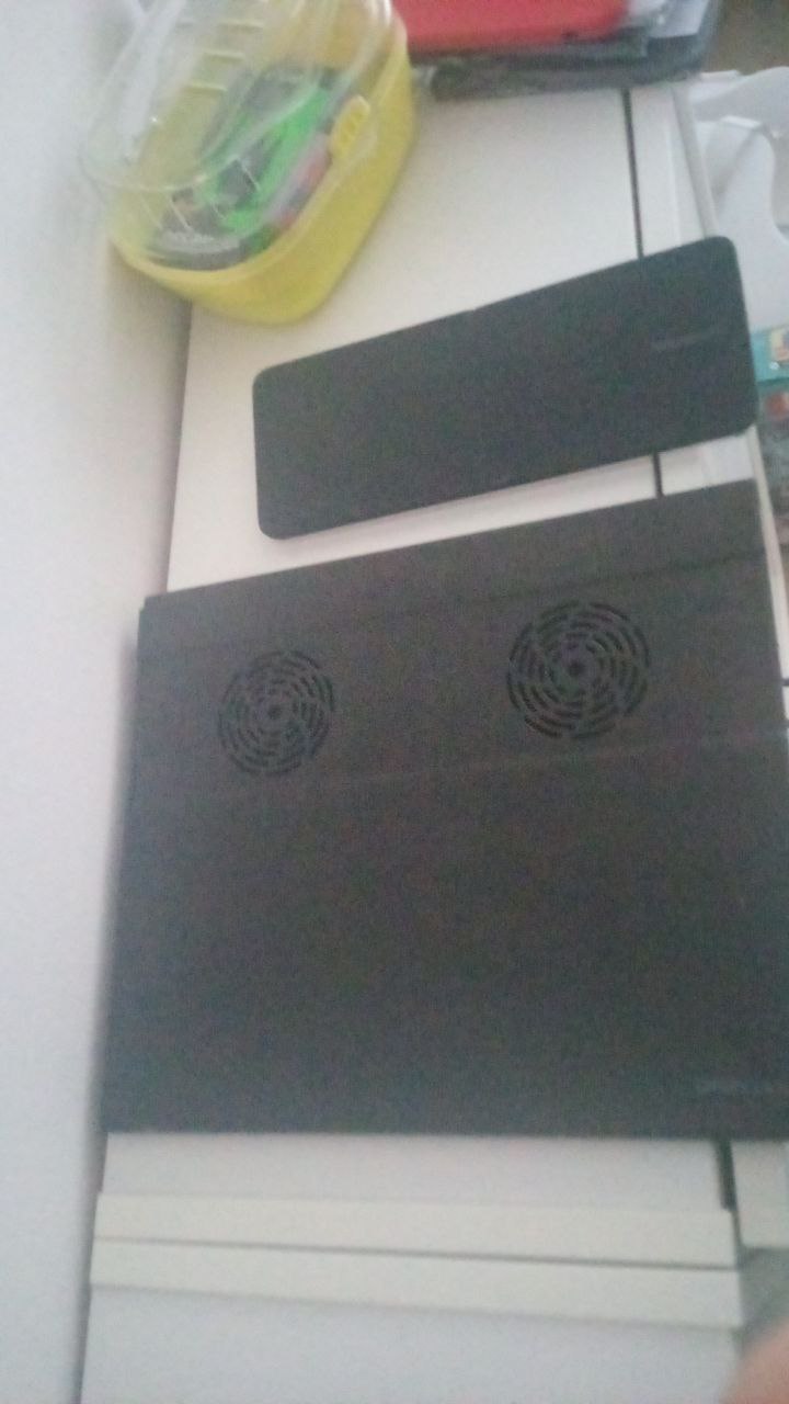 Продажа беспроводной клавиатуры и охладителя для ПК - частное объявление в Екатеринбург