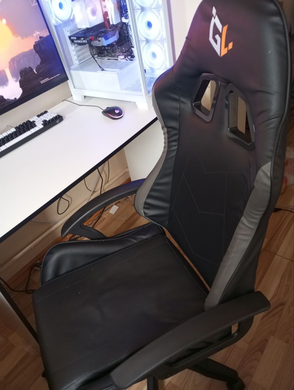 Продажа б/у самокатов и мебели в связи с переездом - частное объявление в Нальчик