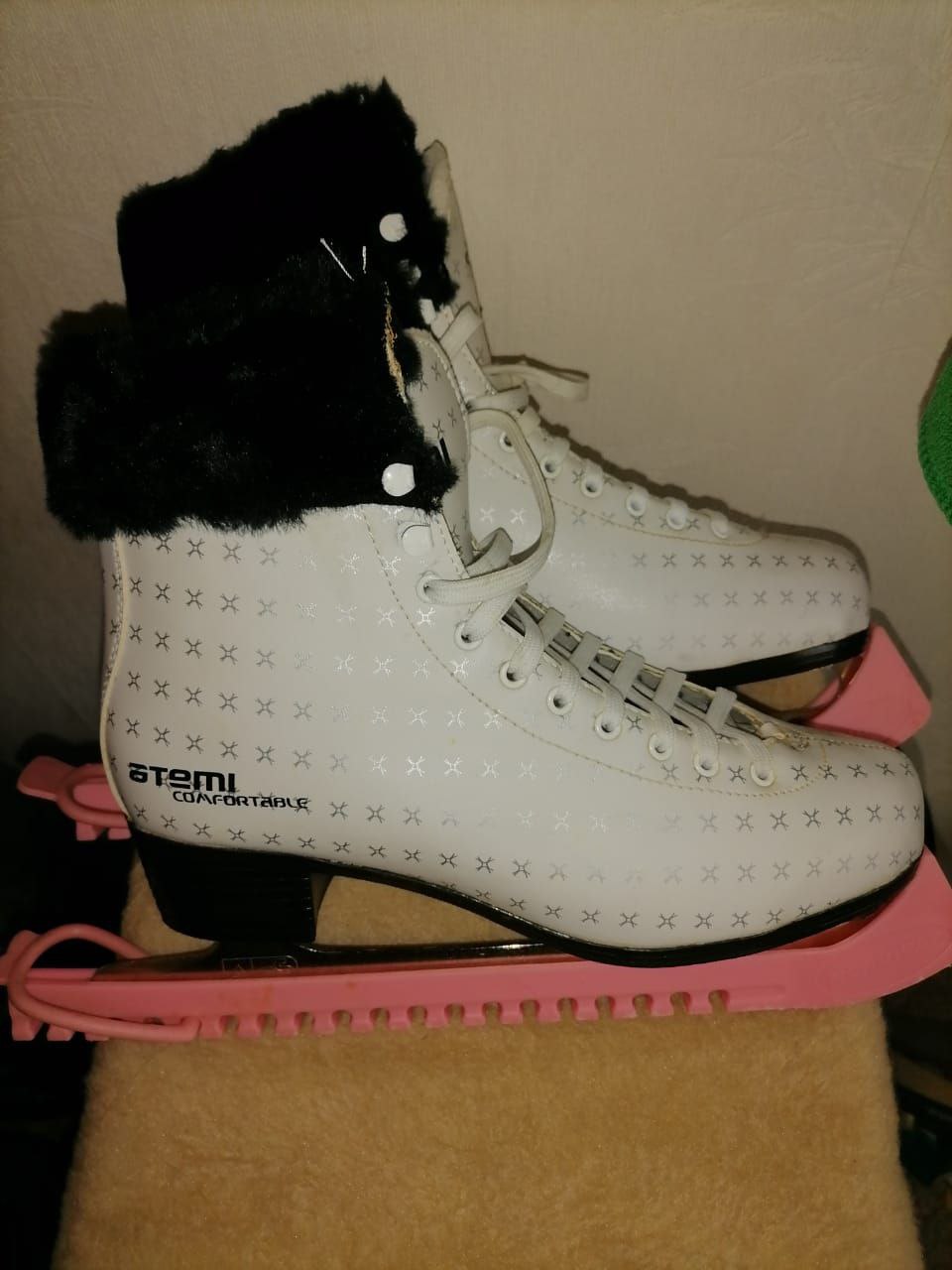 Продаются фигурные женские коньки - Хобби и отдых в Владивосток - фото 2