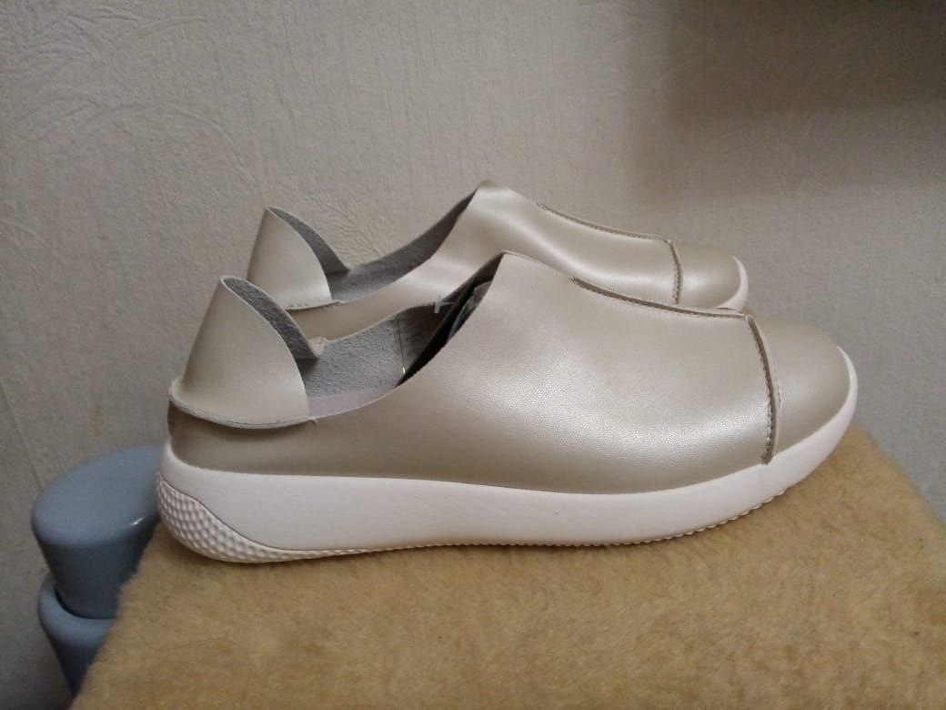 НОВЫЕ стильные слипоны GRUNBERG размер 41 - Одежда в Владивосток