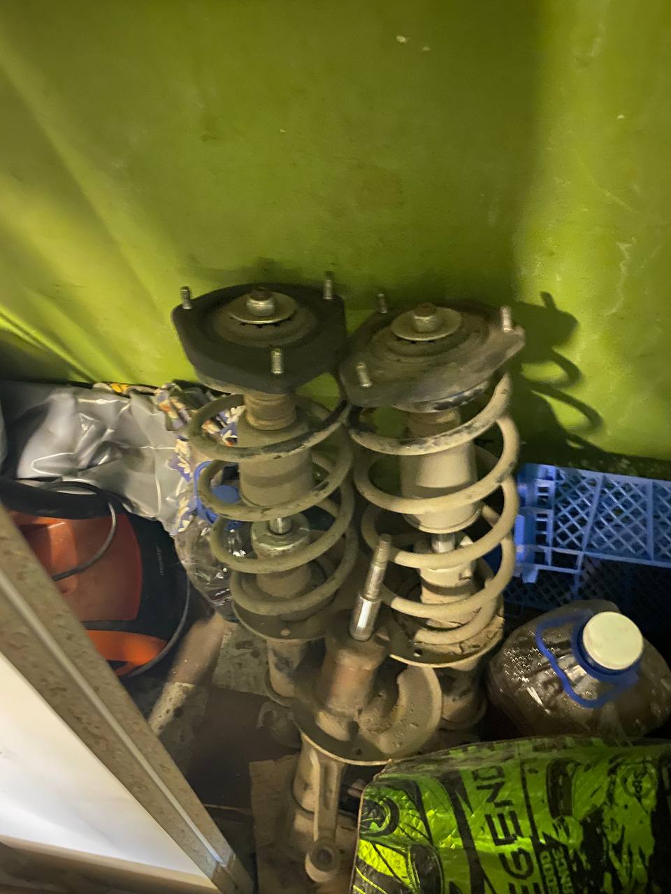 Стойки калина гранта полный комплект - частное объявление в Самара