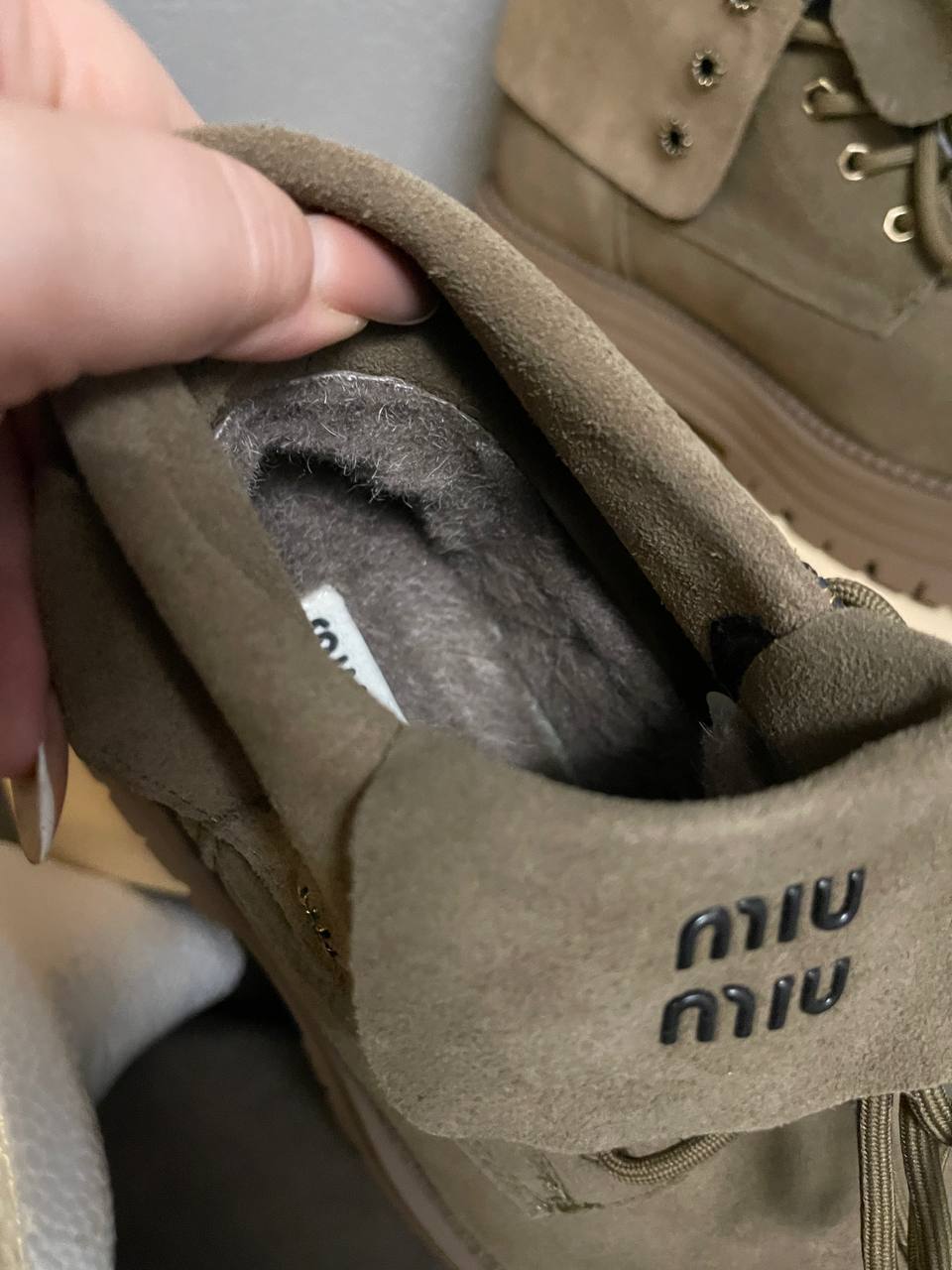 Ботинки новые Miu Miu - Одежда в Люберцы