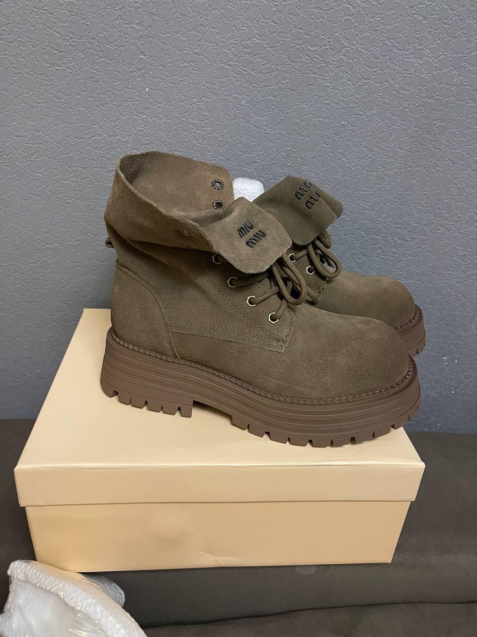 Ботинки новые Miu Miu - Одежда в Люберцы - фото 3