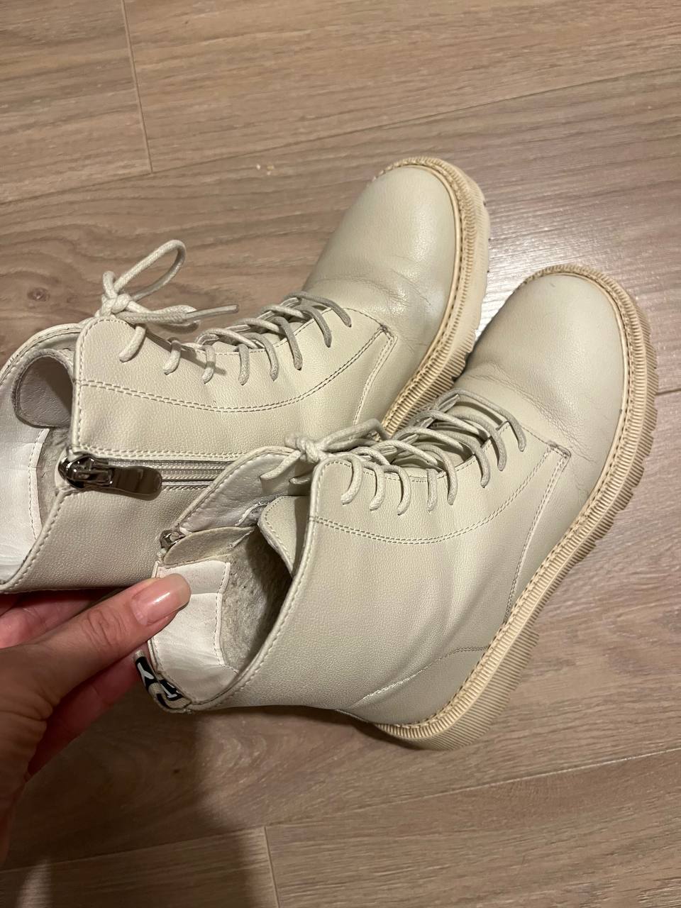 Продам зимние сапоги размер 36 - Одежда в Мытищи