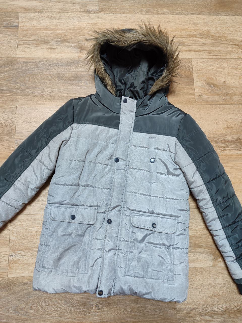 Продам зимнюю куртку на мальчика - Одежда в Калининград