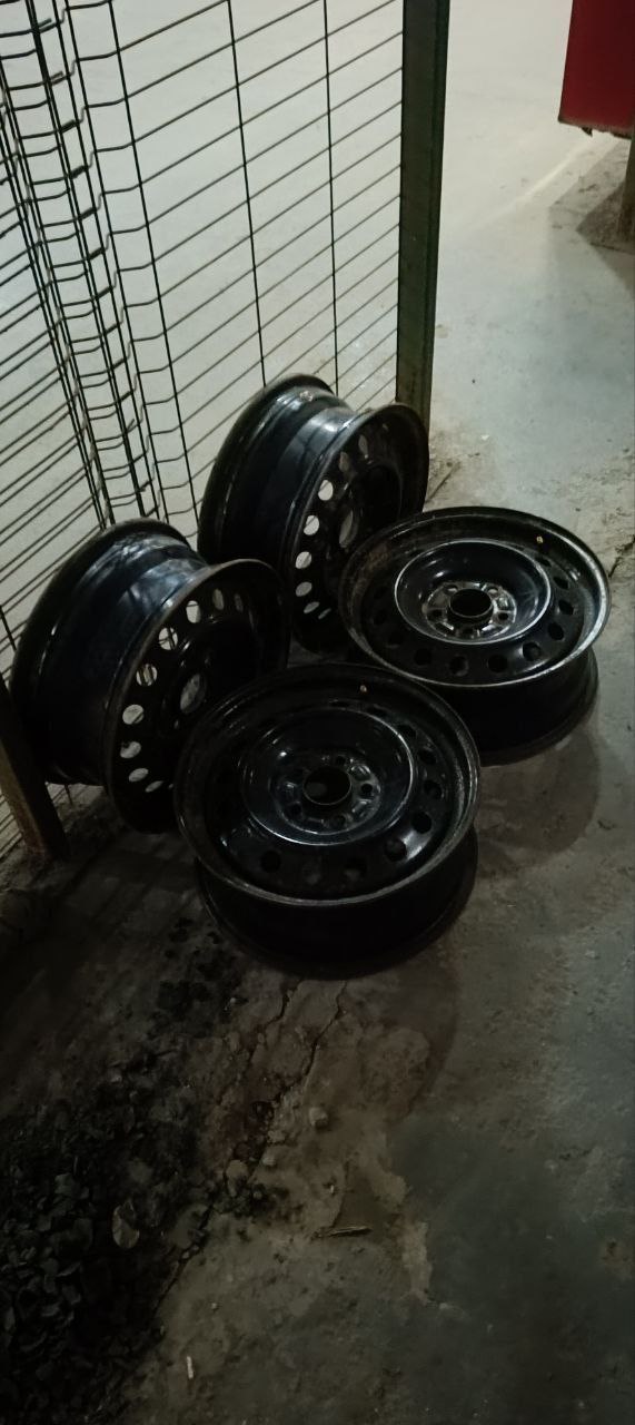 Продам диски R16 - Авто в Екатеринбург