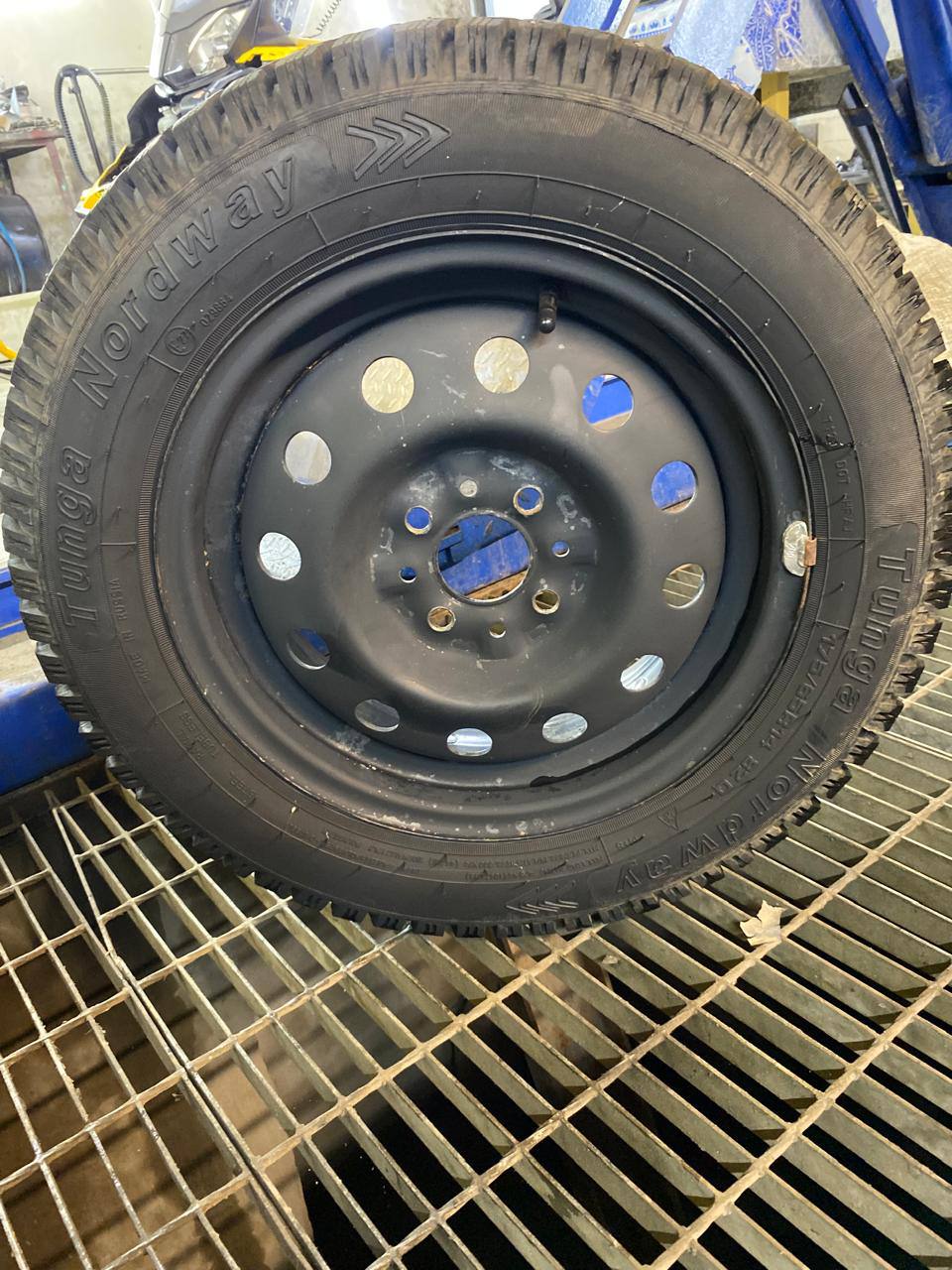 Продам зимнюю резину Tunga Nordway 175/65 R14 - Авто в Самара - фото 2