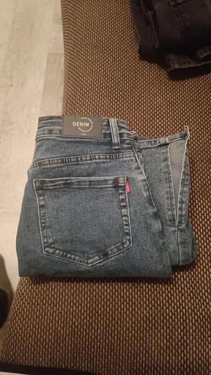 Продам джинсы почти новые - Одежда в Ростов-на-дону