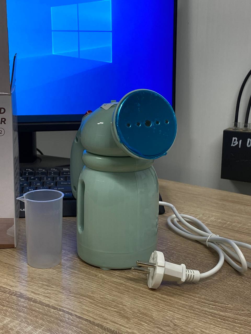 Ручной отпариватель 800 Вт - Для дома и дачи в Ростов-на-дону - фото 2