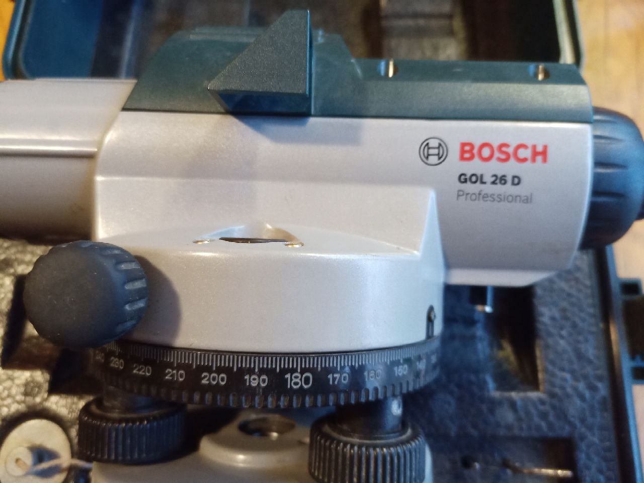 Продам оптический нивелир Bosch GOL 26 D - Оборудование в Кировский район - фото 6