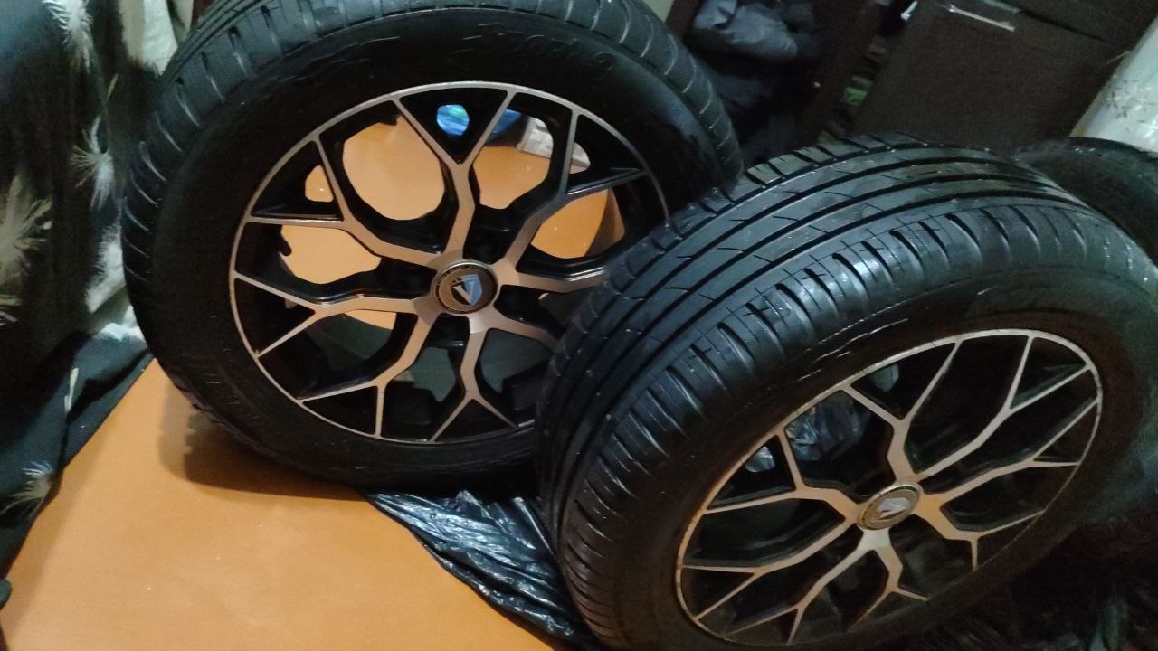 Продам комплект R15 195/55 - Авто в Исилькуль