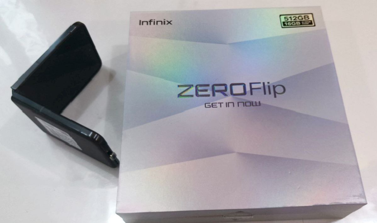 Продам раскладной телефон Infinix ZERO Flip - Электроника в Дзержинск - фото 3