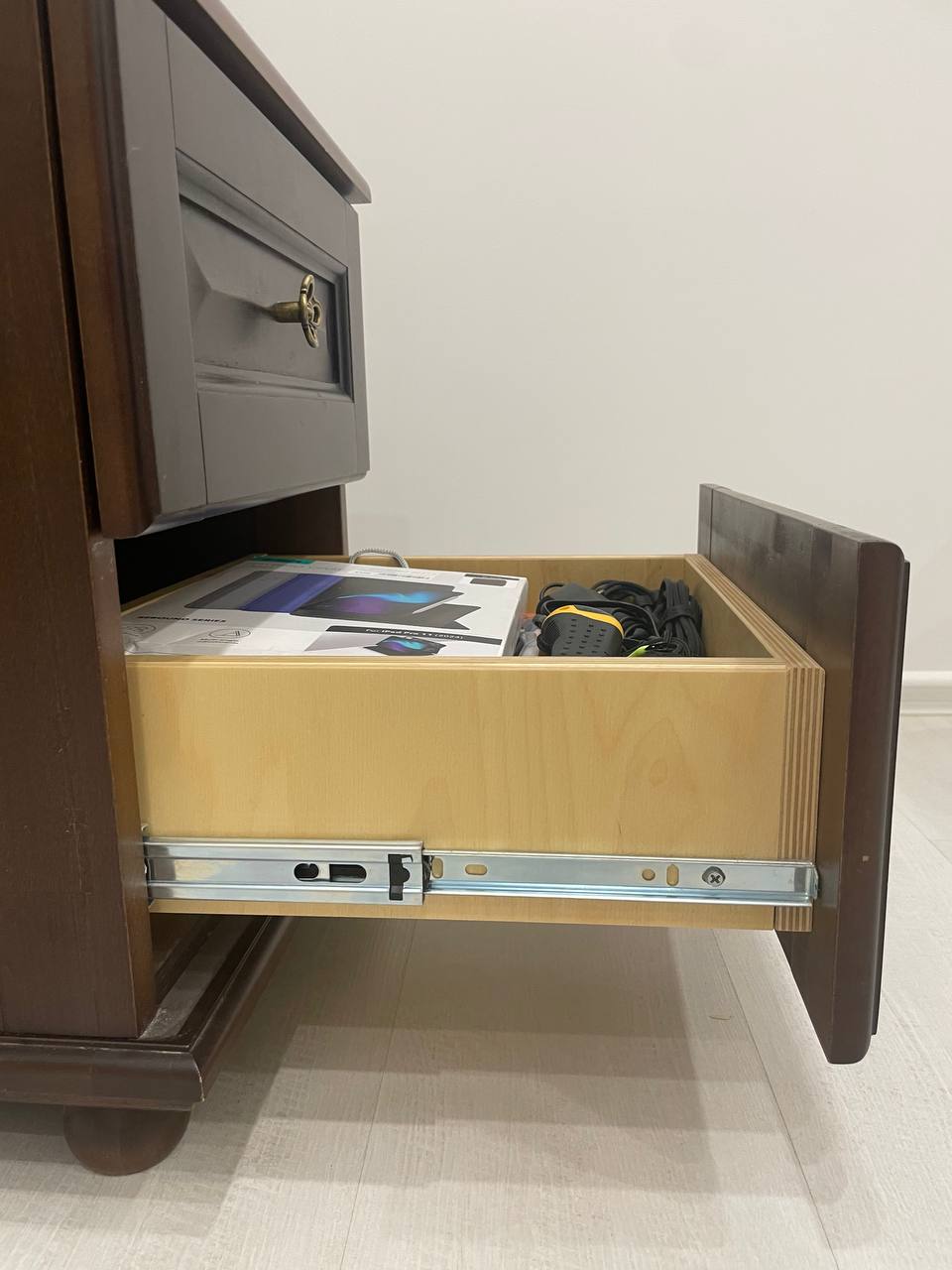 Продам тумбу из массива дерева - Для дома и дачи в Тюмень - фото 2