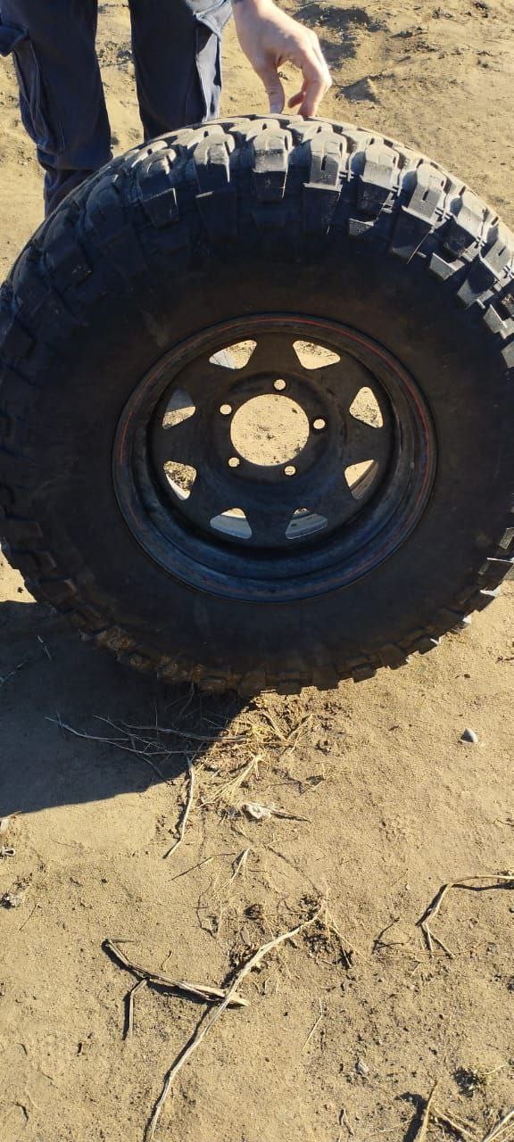 Продам грязевую резину на 32 - Авто в Чита