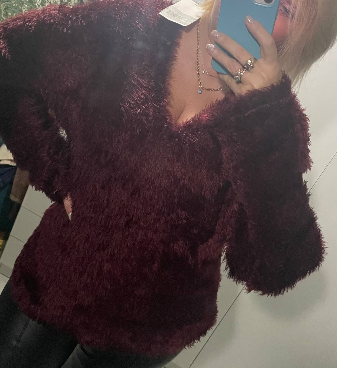 Новый брендовый пушистый свитер - Одежда в Ростов-на-Дону - фото 2