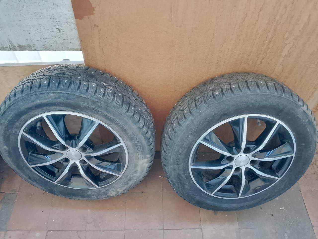 Резина зимняя с дисками - Авто в Казань