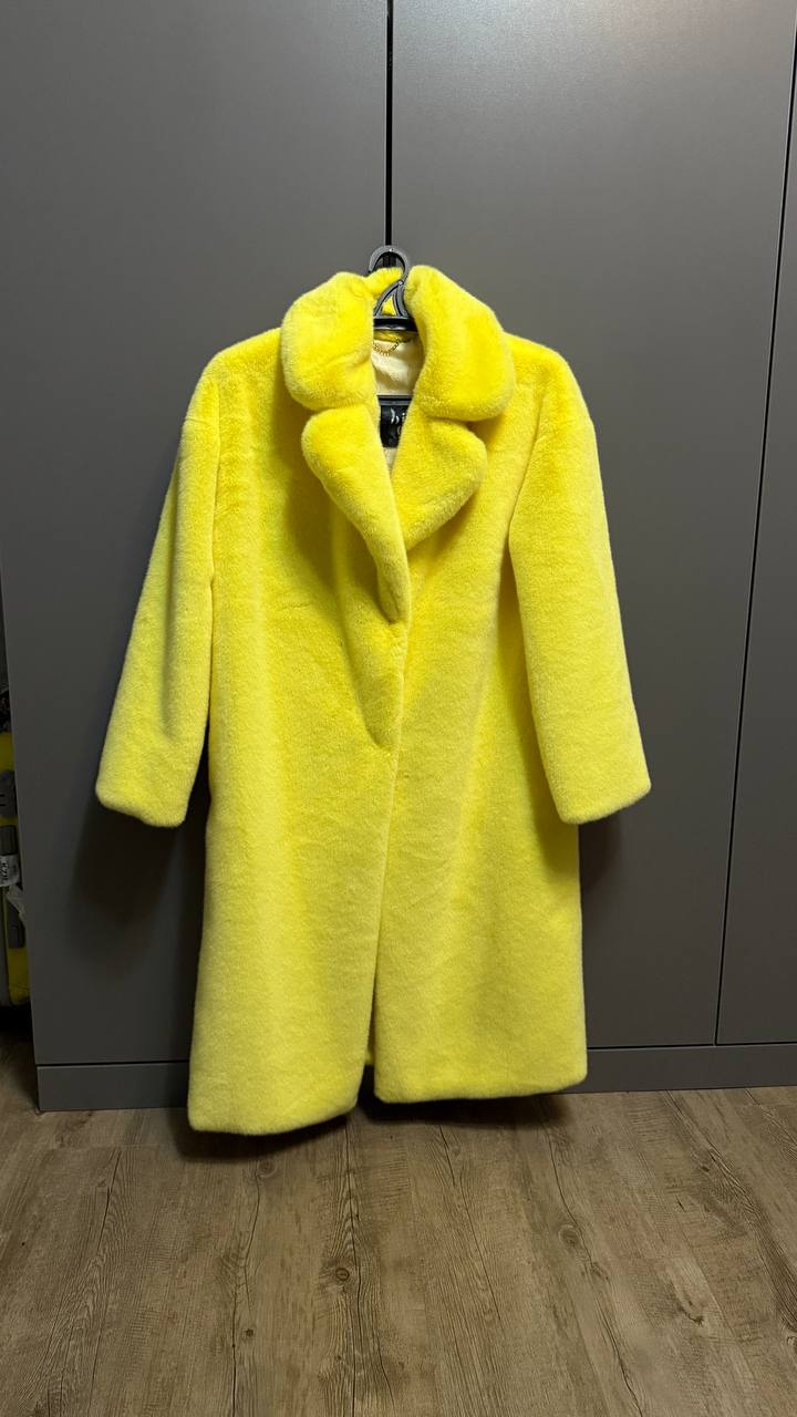 Стильная желтая эко-шуба миди-длины - Одежда в Казань