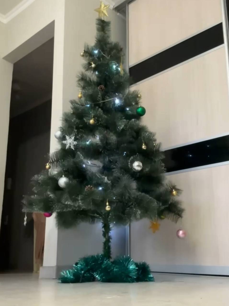 Искусственная елка - Для дома и дачи в Казань