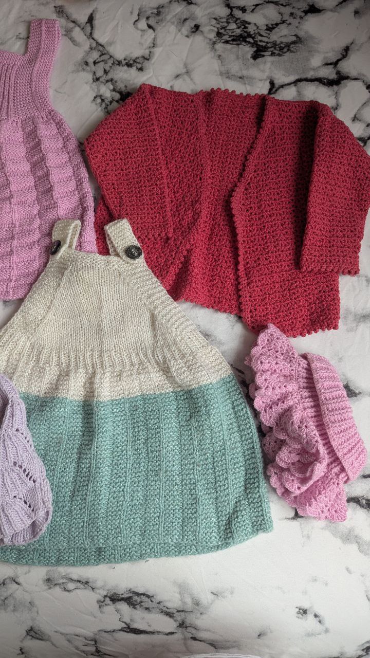 Набор вязаных вещей для девочки - Товары для детей в Санкт-Петербург