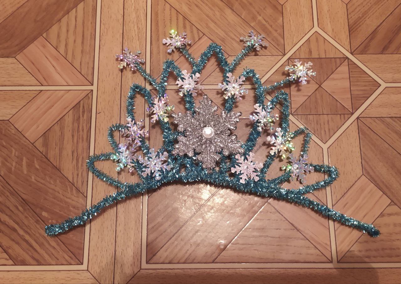 Кокошник и диадемы - частное объявление в Москва