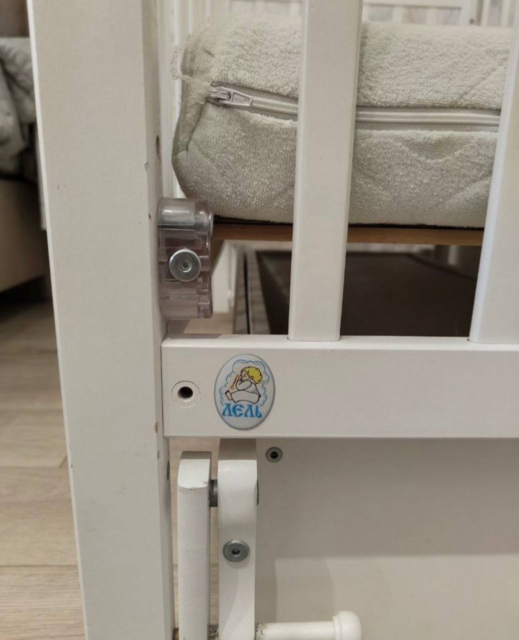 Детская кроватка с маятником - Товары для детей в Москва - фото 2