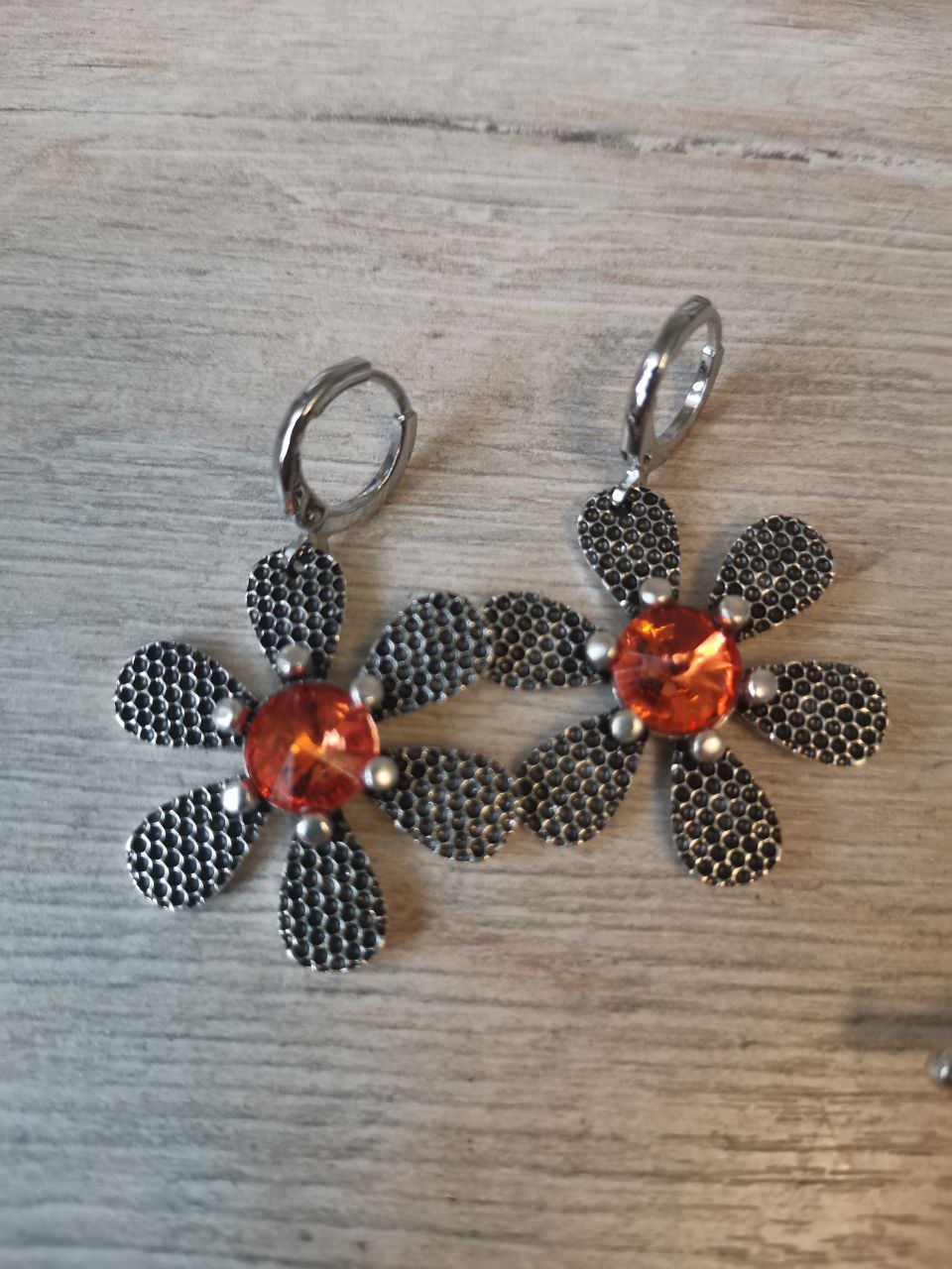 Серьги и бижутерия - частное объявление в Сочи