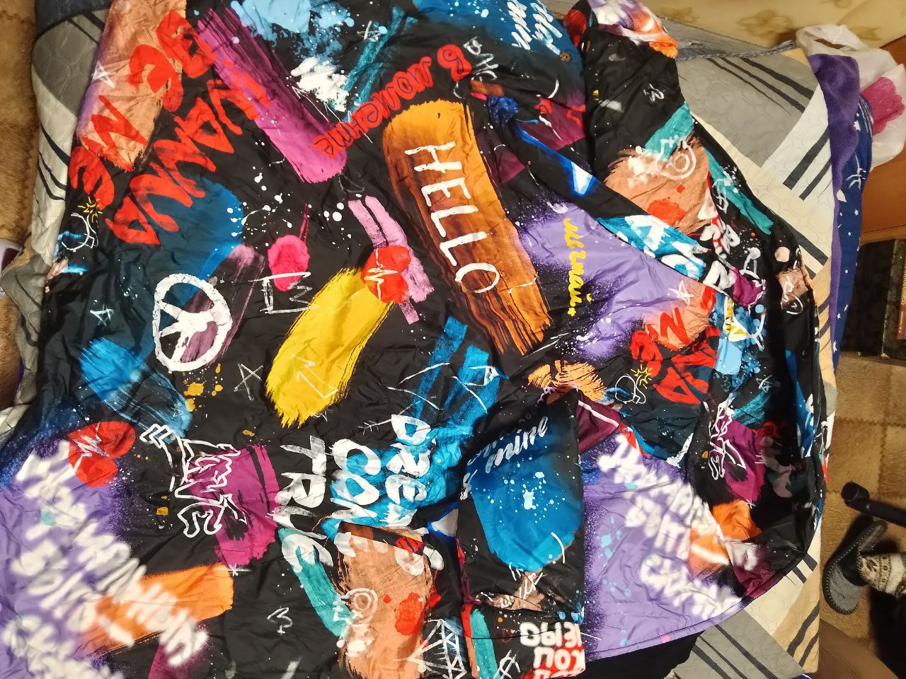 Пуховик дизайнерский Mayskaya Brand с авторским принтом Авангард - частное объявление в Щёлково