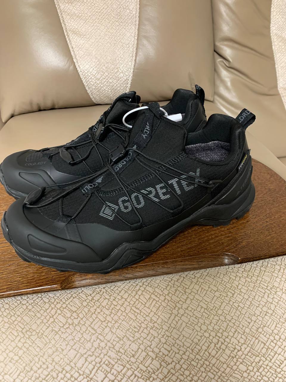 Продам новые термо кроссовки - Одежда в Щёлково - фото 2