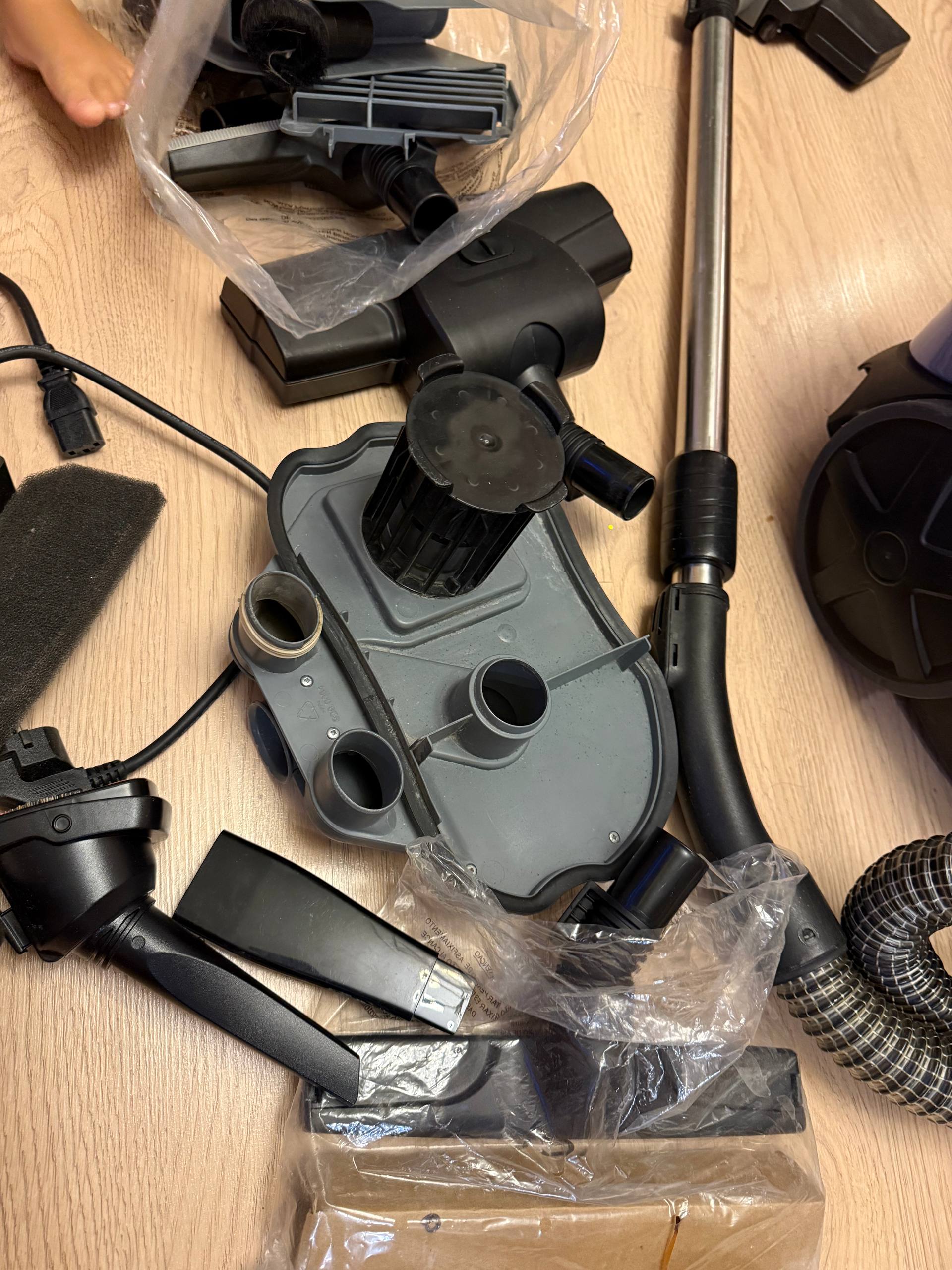 Продажа моющего пылесоса Zelmer Aquos 1600 W - Для дома и дачи в Калининград - фото 4