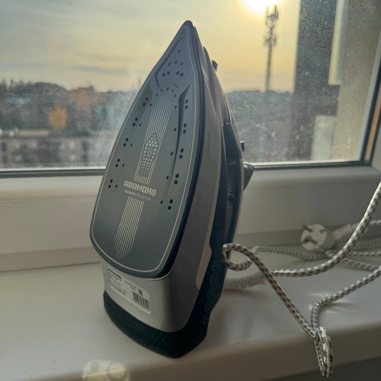 Продаю утюг в хорошем состоянии - Для дома и дачи в Калининград - фото 2