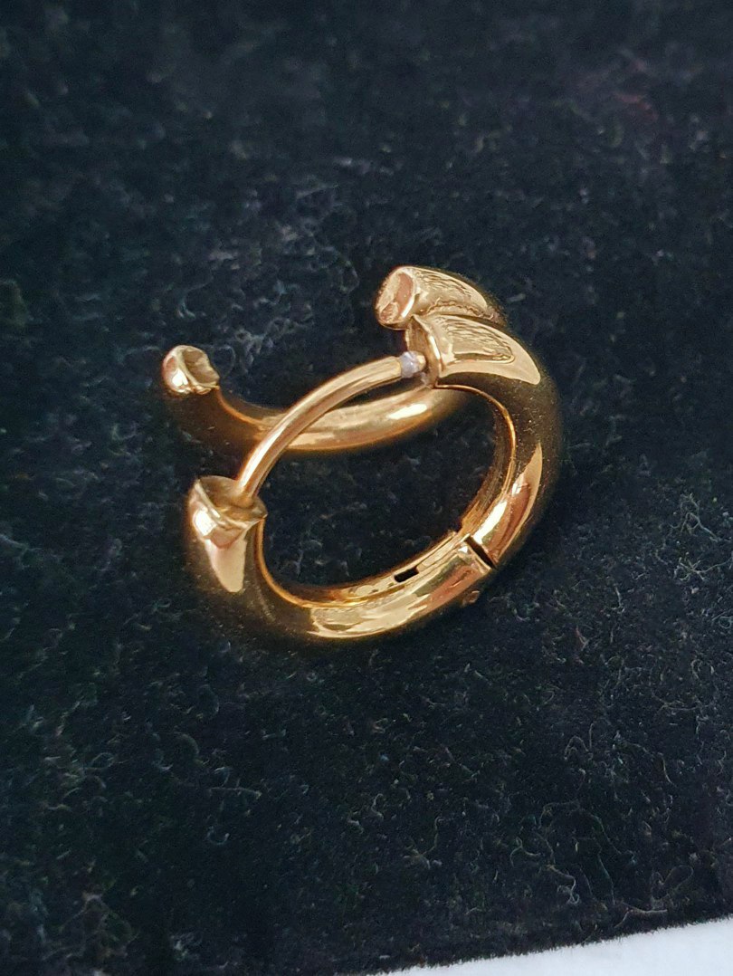 Оригинальные позолоченные серьги кольца - Одежда в Светлогорск - фото 3