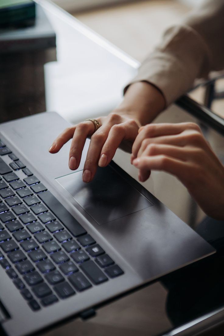 Требуется администратор для ведения соц сетей - Работа в Бийск