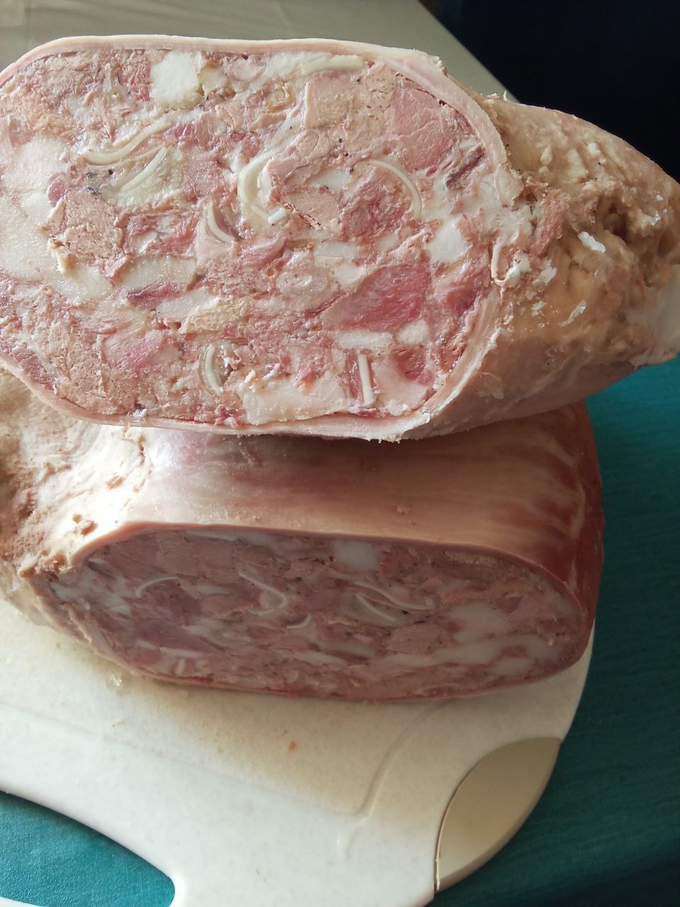 Свежая голова с языком - Животные в Белгород - фото 2