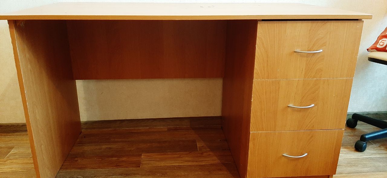 Продам шкаф и письменный стол - Для дома и дачи в Томск - фото 2