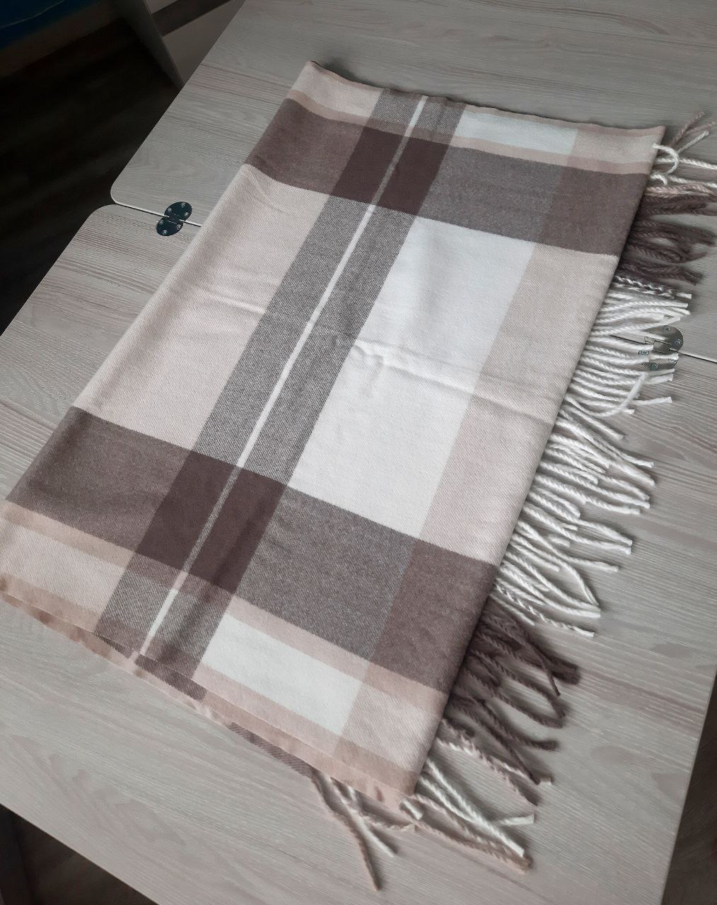 Палантин в клетку Бежевые тона - Одежда в Томск - фото 5