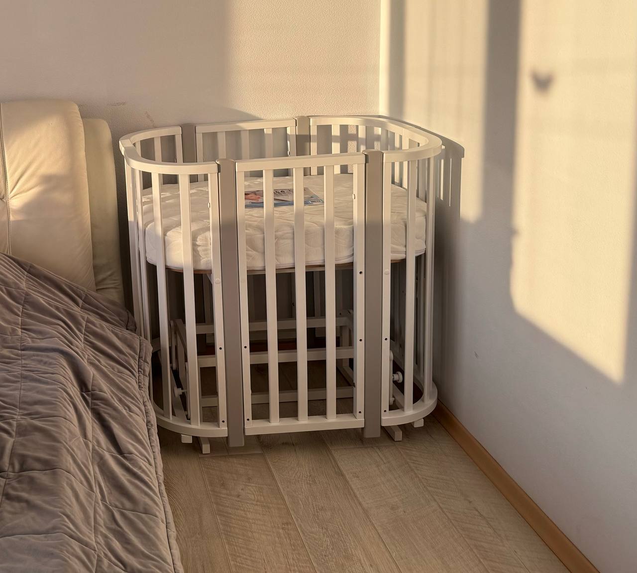 Продам новую детскую кровать-трансформер - Товары для детей в Владивосток