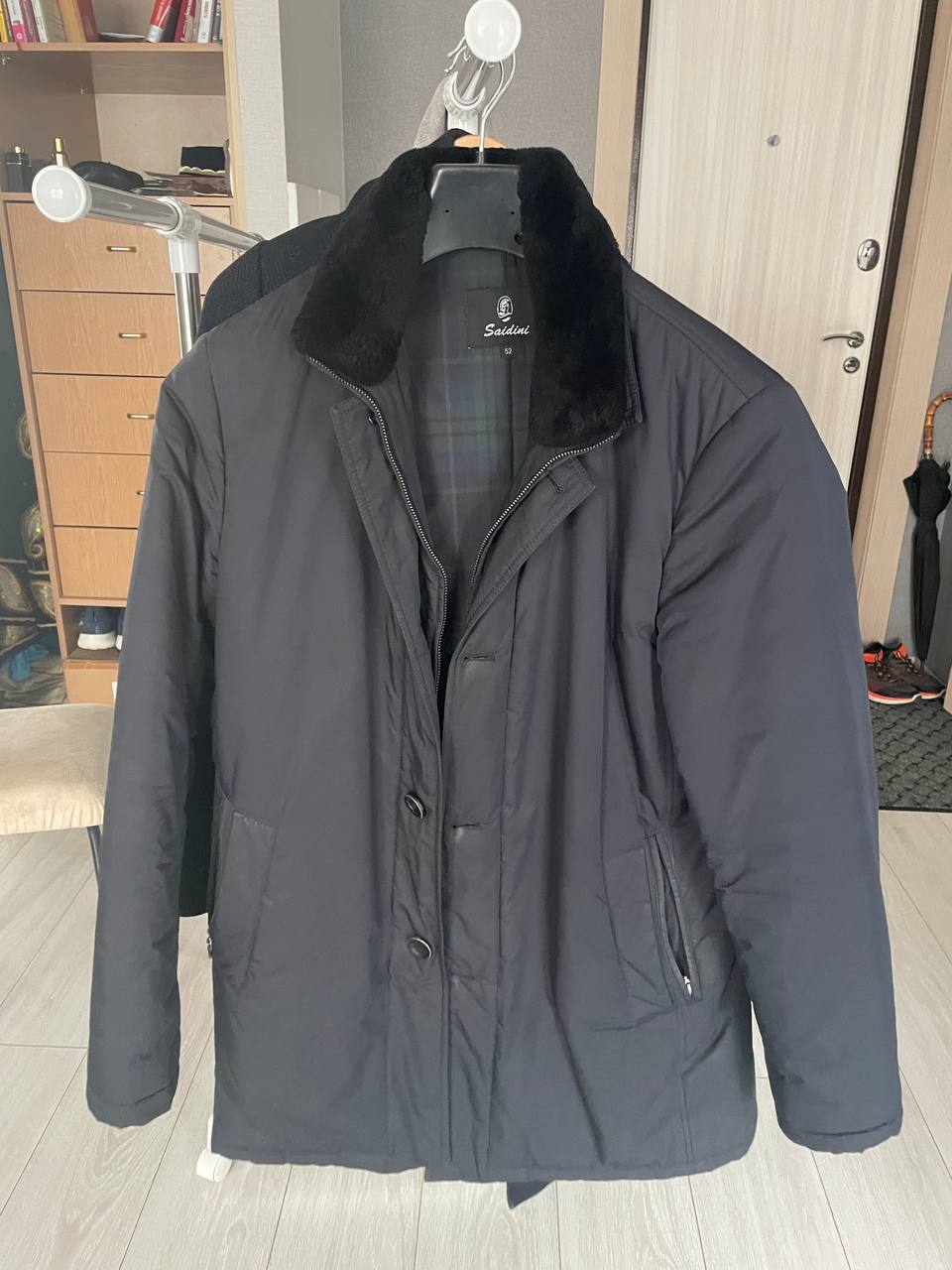 Продам мужскую куртку и пальто - Одежда в Владивосток