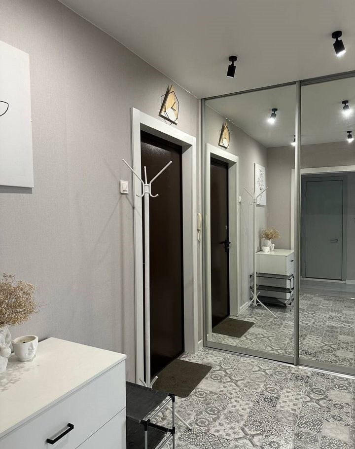 Сдам квартиру студию в новом доме в центре города - Недвижимость в Барнаул - фото 3