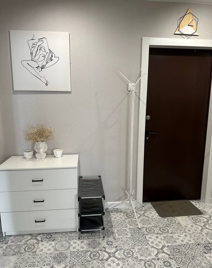 Сдам квартиру студию в новом доме в центре города - Недвижимость в Барнаул - фото 4