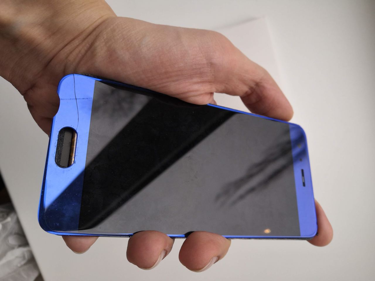 Модуль Honor 9 для переклейки с трещиной - Электроника в Ростов-на-Дону