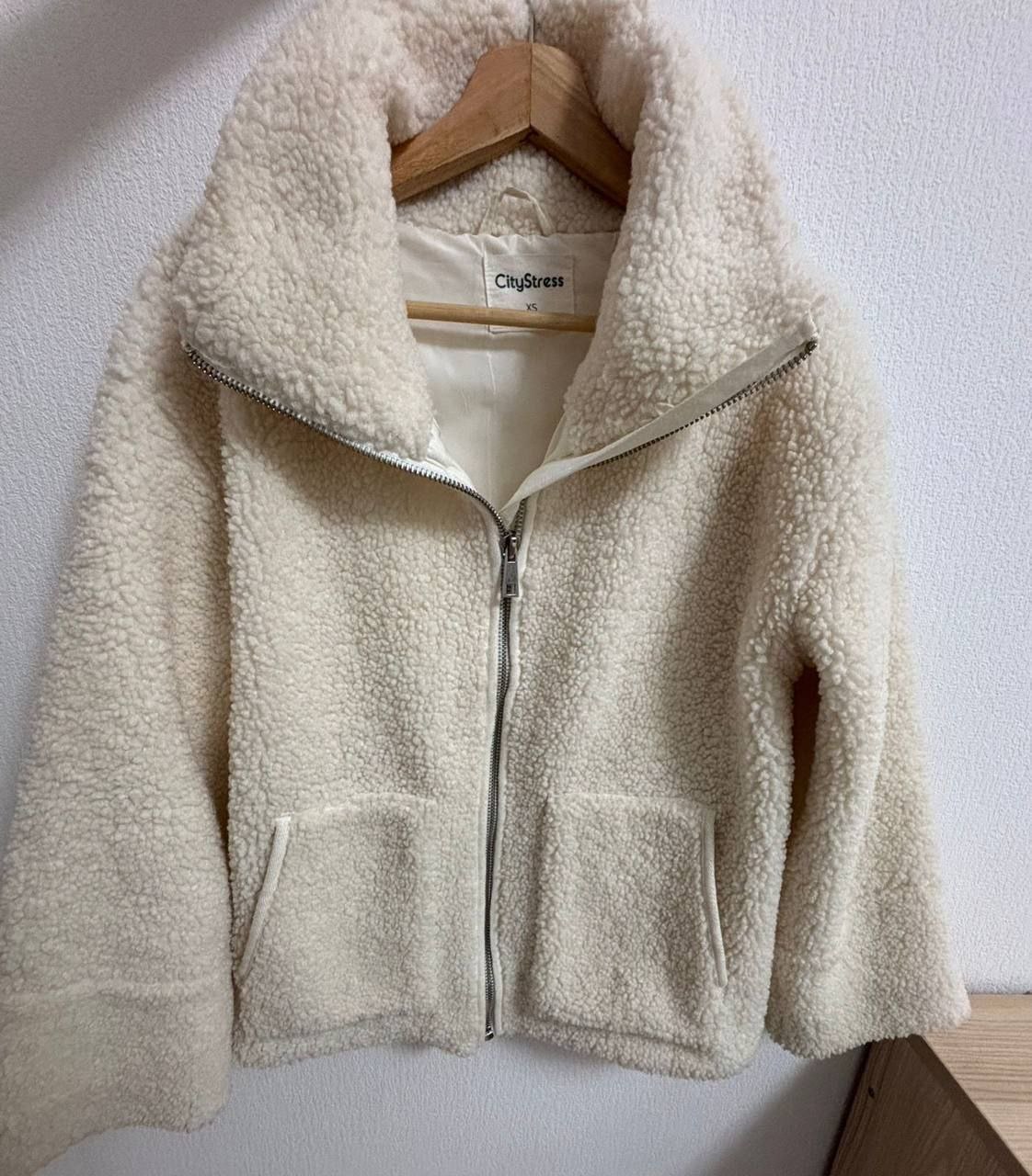 Демисезонная куртка - частное объявление в Екатеринбург