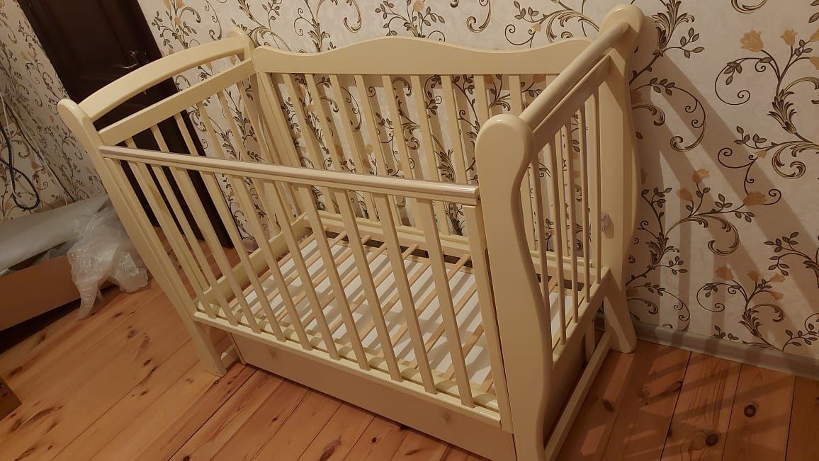 Детская кровать с комодом - частное объявление в Екатеринбург