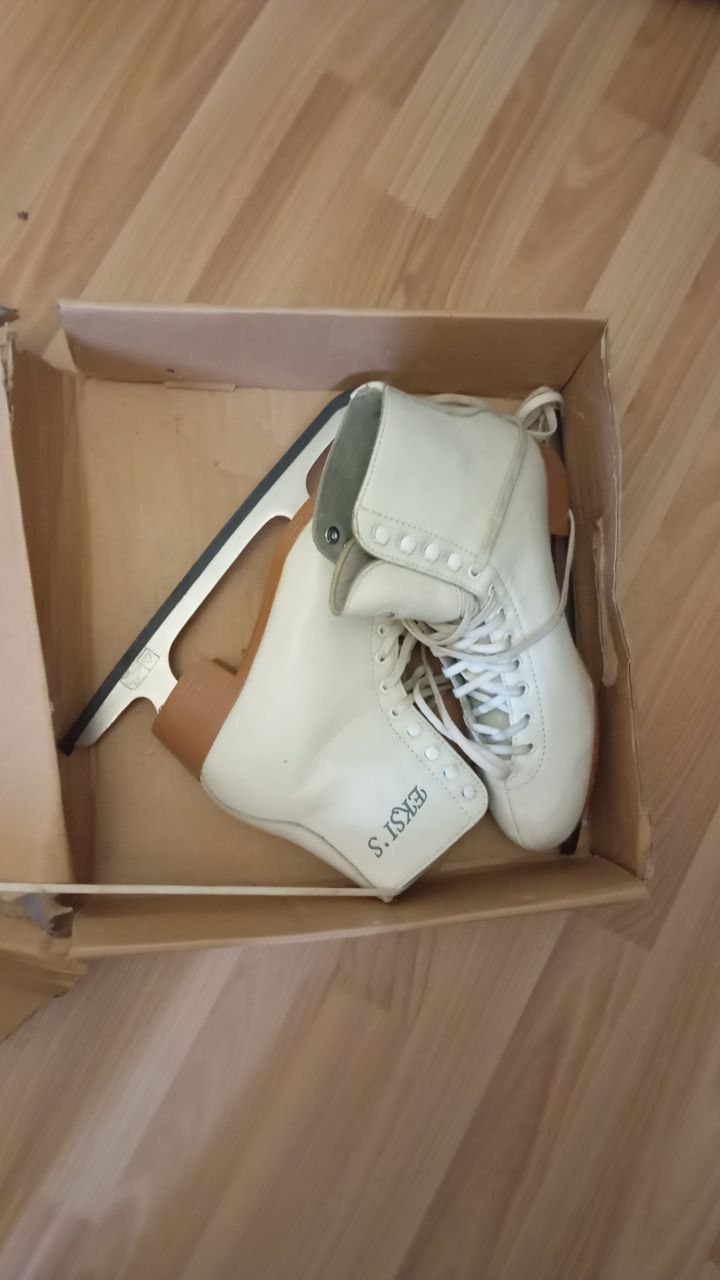 Продажа угги и коньков - Одежда в Подольск - фото 2