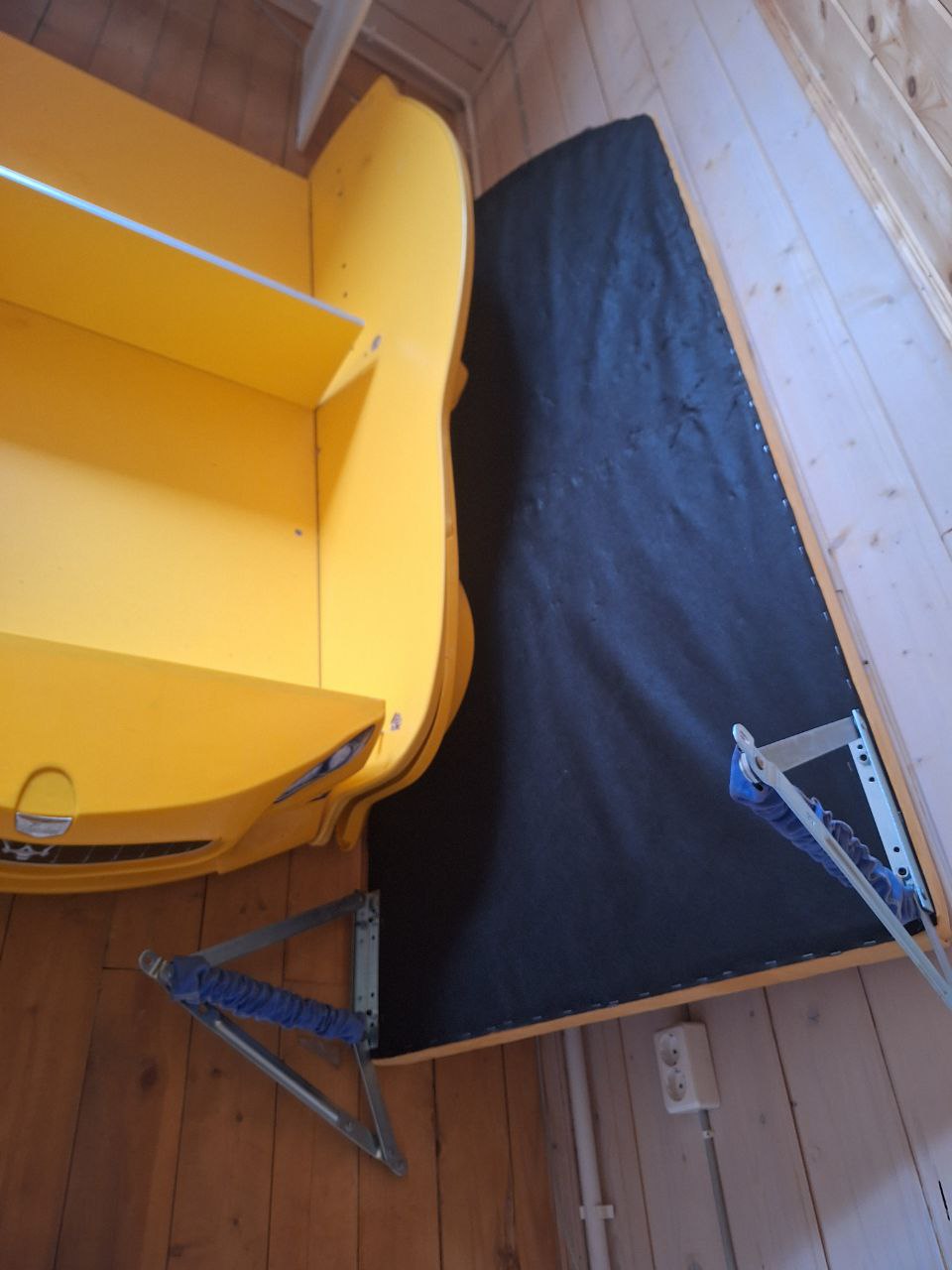 Кровать-машина Мазерати - Товары для детей в Подольск