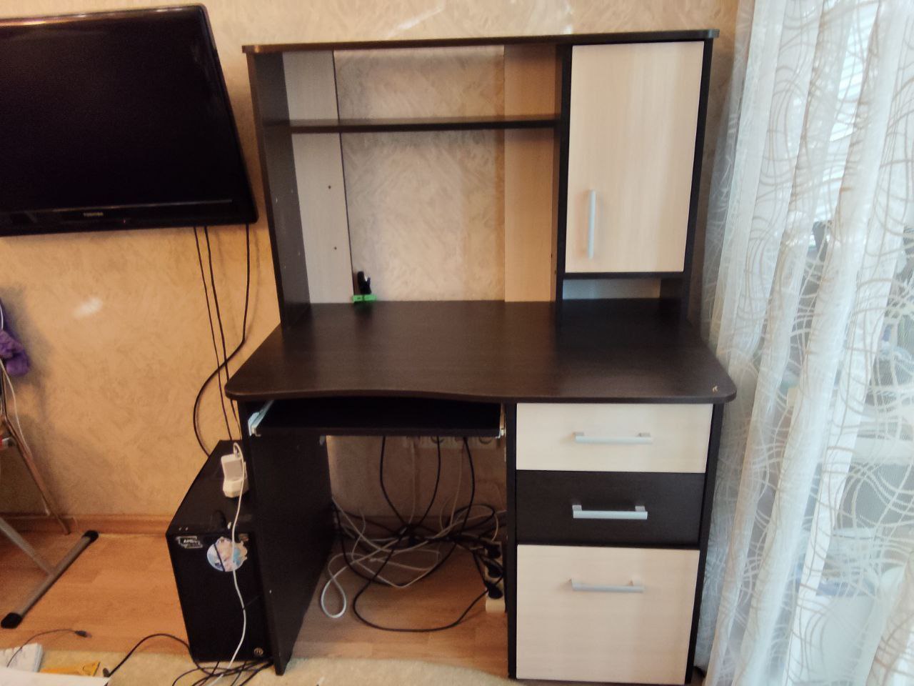 Продам добротный стол письменный рабочий - Для дома и дачи в Владивосток - фото 6