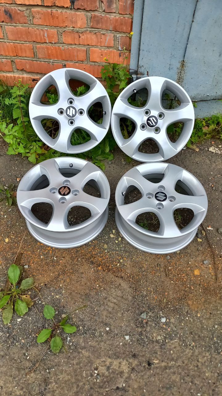 Комплект дисков Suzuki 15 4/100 - Запчасти в Владивосток