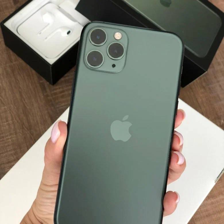 iPhone 11 PRO MAX 256GB темно-зеленый - частное объявление в Якутск
