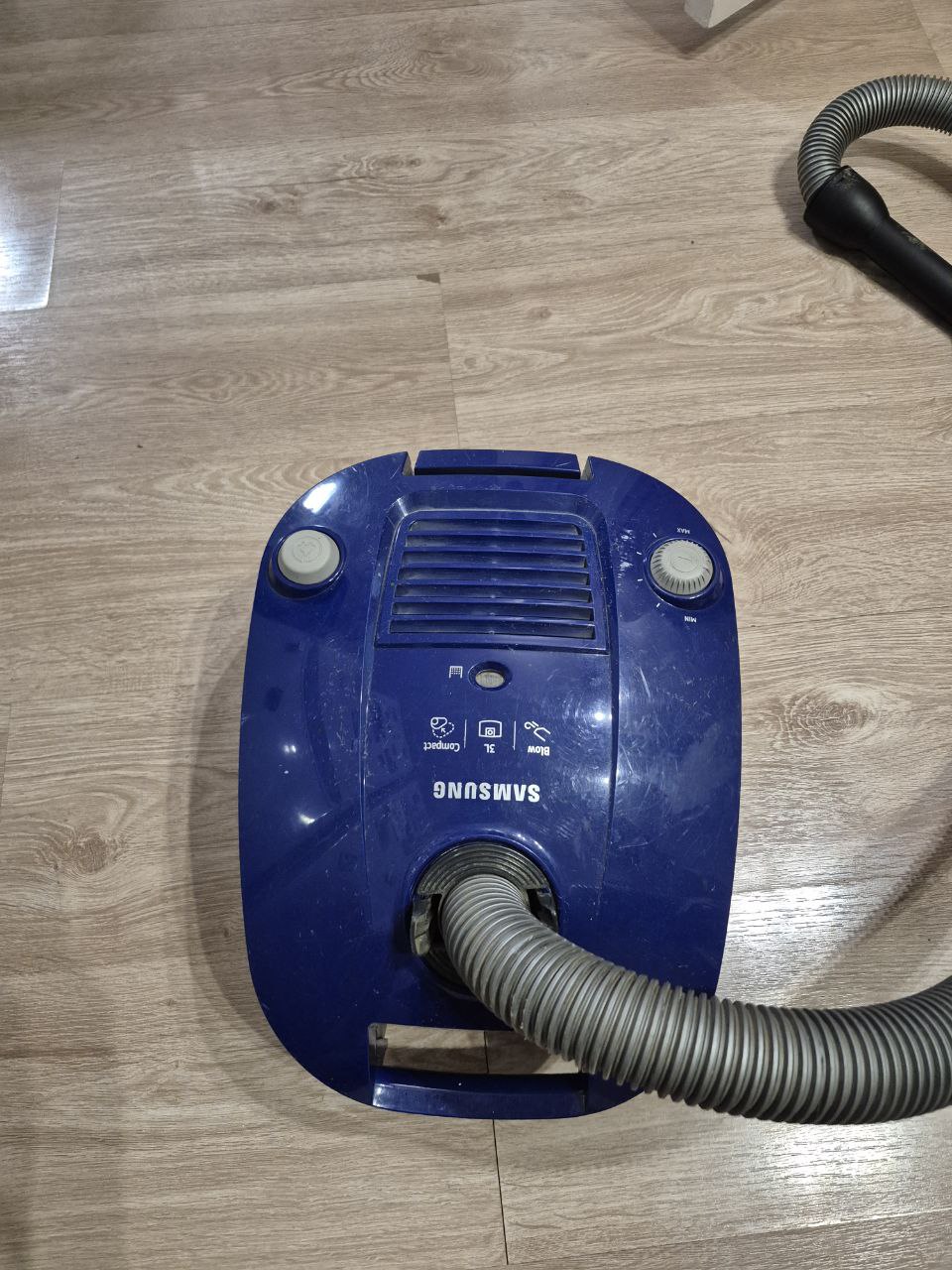 Продам пылесос - Для дома и дачи в Пермь